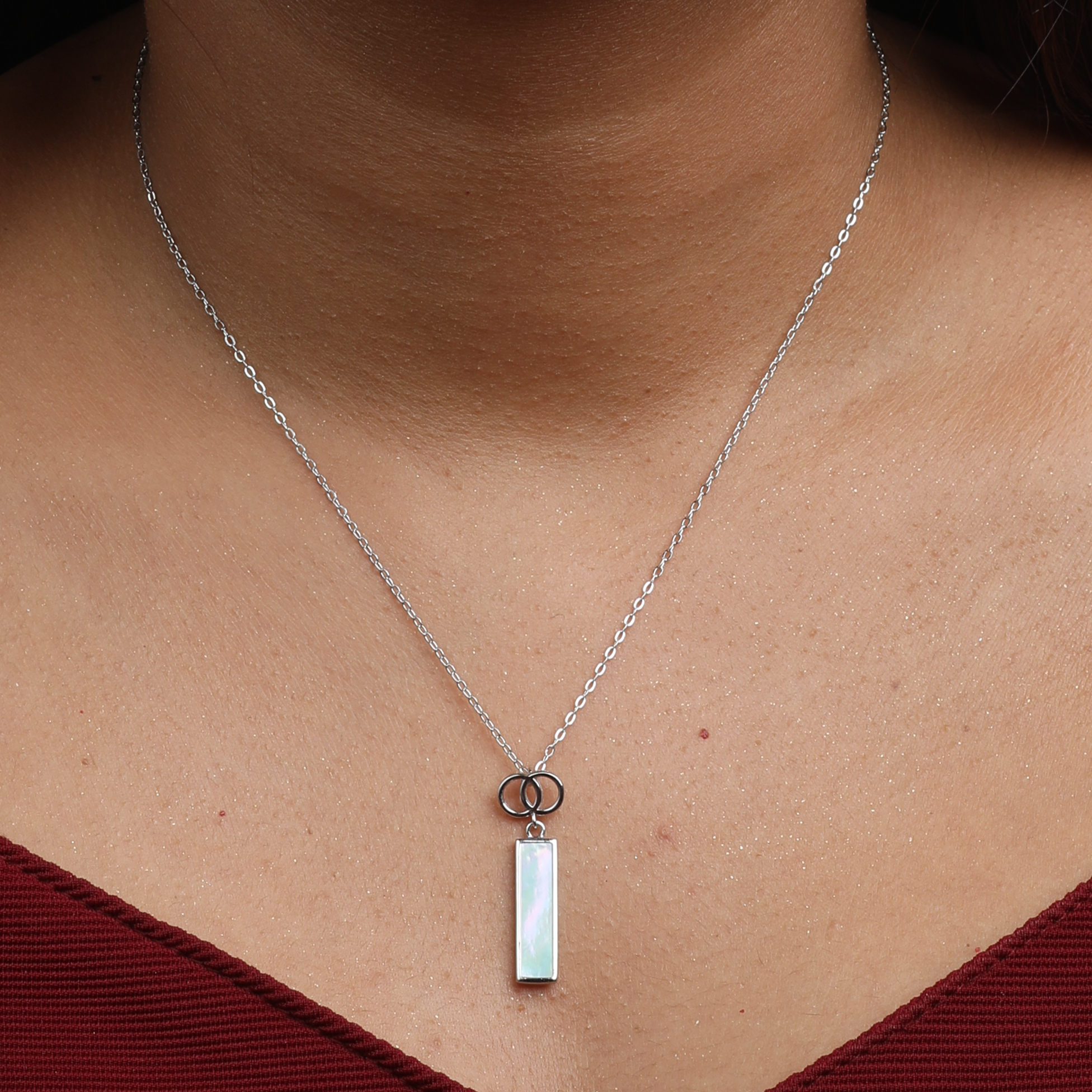 Elongated MOP Bezel Chain Necklace
